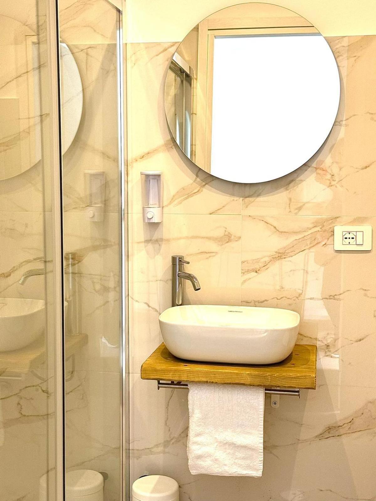 Hotel Domus Turno Roma Esterno foto